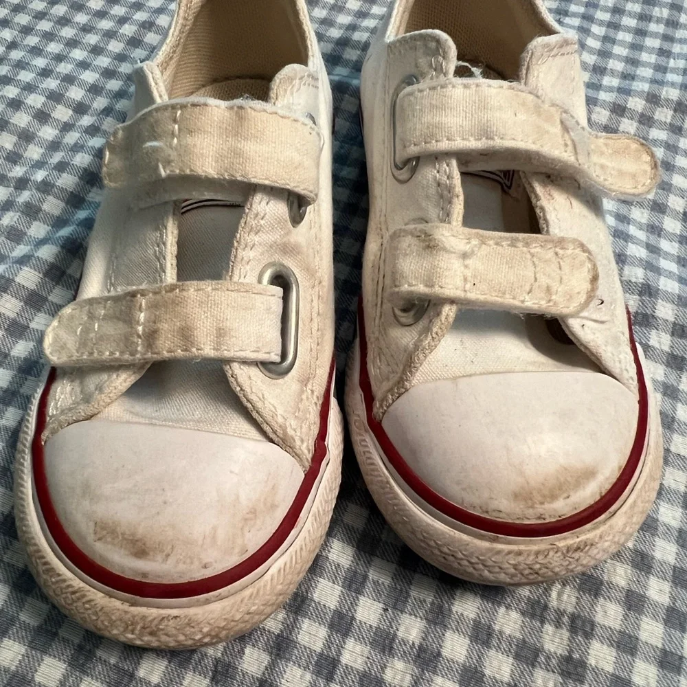 Converse toddler size